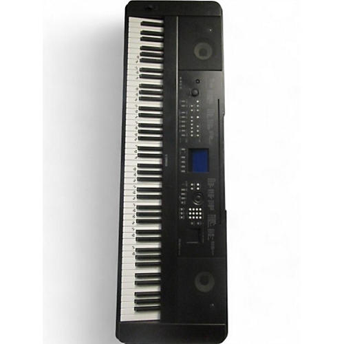 Used Yamaha DGX650 88 Key Portable Keyboard