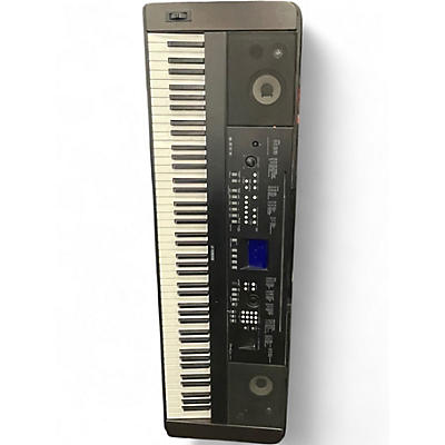 Used Yamaha DGX650 88 Key Portable Keyboard