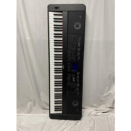 Yamaha Used Yamaha DGX660B Portable Keyboard