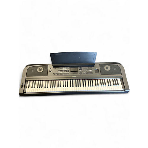 Yamaha Used Yamaha DGX670 Digital Piano