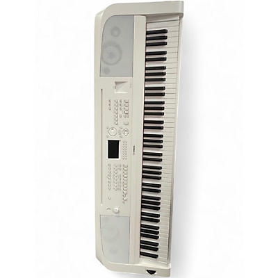 Used Yamaha DGX670 Keyboard Workstation