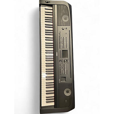 Used Yamaha DGX670 Keyboard Workstation