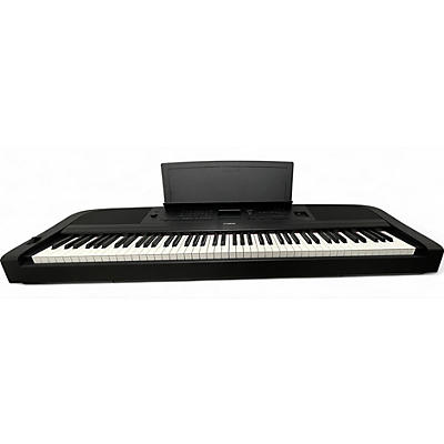 Yamaha Used Yamaha DGX670 Portable Keyboard