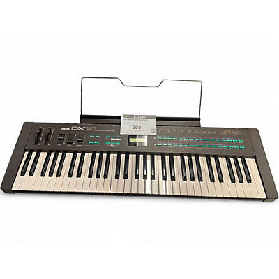 Used Yamaha DX21 Synthesizer