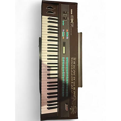 Used Yamaha DX7 Arranger Keyboard