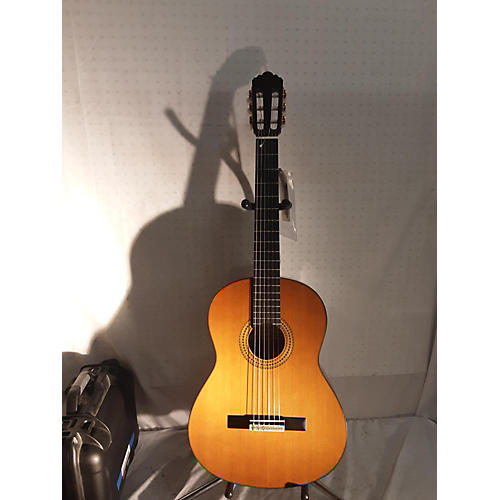 Yamaha Used Yamaha GC12C Natural Acoustic Guitar Natural