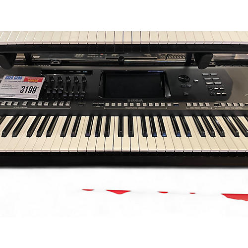 Used Yamaha GENOS 76 Key Keyboard Workstation