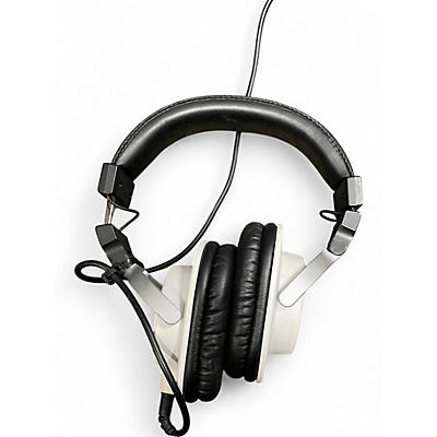 Used Yamaha HPH-MT5 Studio Headphones