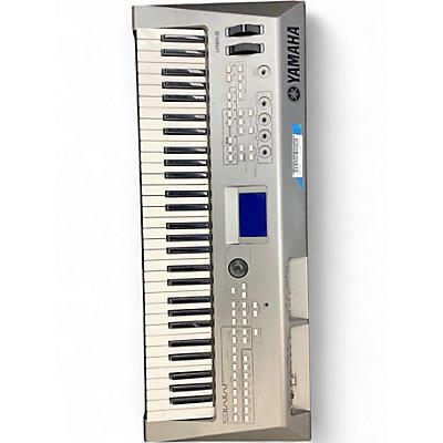 Used Yamaha MM6 61 Key Keyboard Workstation