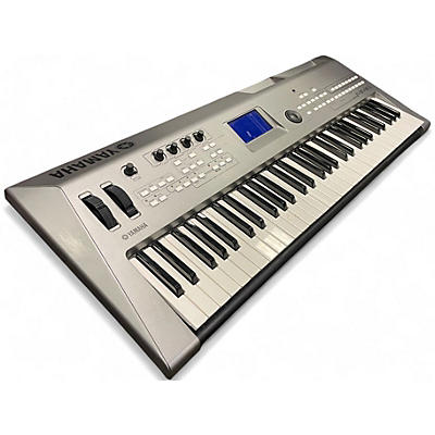 Used Yamaha MM6 61 Key Keyboard Workstation