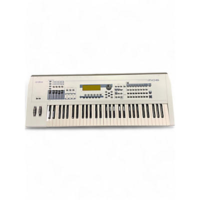 Used Yamaha MO6 61 Key Keyboard Workstation