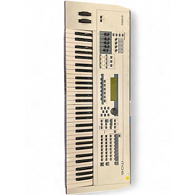 Used Yamaha MO6 Keyboard Workstation