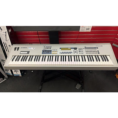 Yamaha Used Yamaha MO8 88 Key Keyboard Workstation