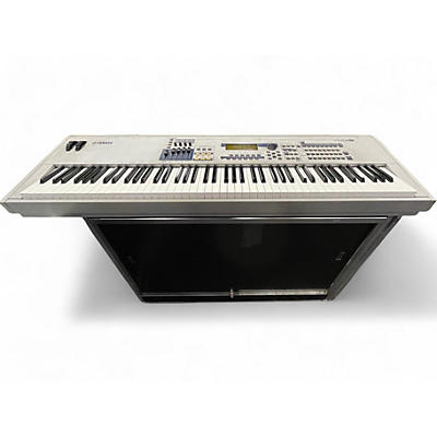 Yamaha Used Yamaha MO8 88 Key Keyboard Workstation