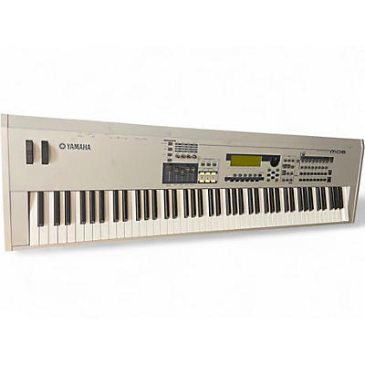 Used Yamaha MO8 88 Key Keyboard Workstation