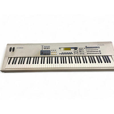Used Yamaha MO8 88 Key Keyboard Workstation