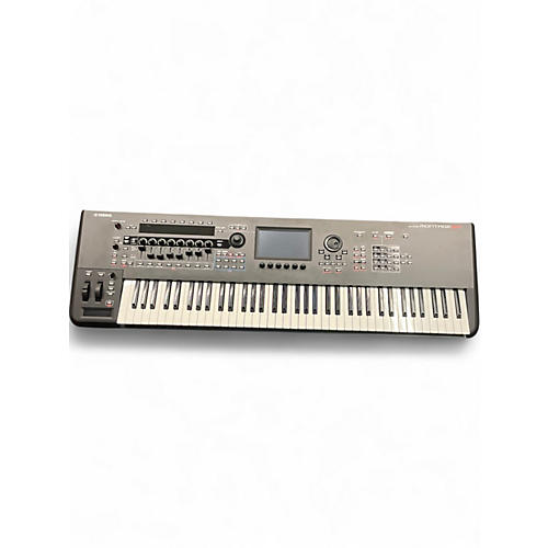 Used Yamaha MONTAGE M7 Keyboard Workstation
