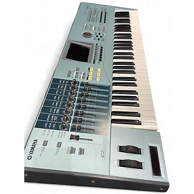 Used Yamaha MOTIFXS6 Keyboard Workstation