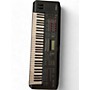 Used Yamaha Used Yamaha MOX6 61 Key Keyboard Workstation