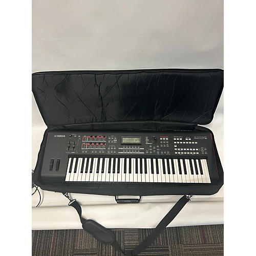 Yamaha Used Yamaha MOXF6 61 Key Keyboard Workstation