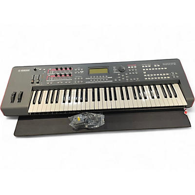Used Yamaha MOXF6 61 Key Keyboard Workstation