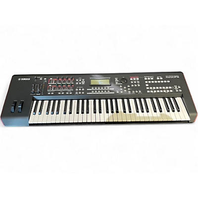 Used Yamaha MOXF6 61 Key Keyboard Workstation