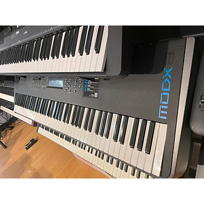 Yamaha Used Yamaha MOXF8 88 Key Keyboard Workstation