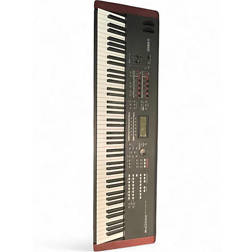 Used Yamaha MOXF8 88 Key Keyboard Workstation