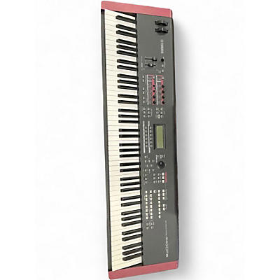 Used Yamaha MOXF8 88 Key Keyboard Workstation