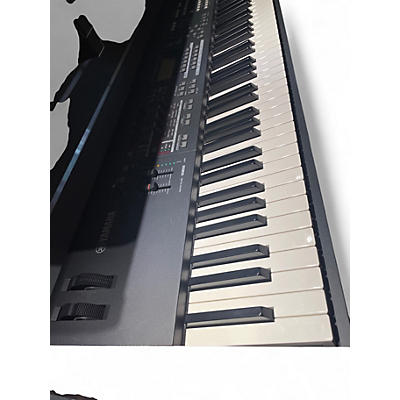 Used Yamaha MOXF8 88 Key Keyboard Workstation