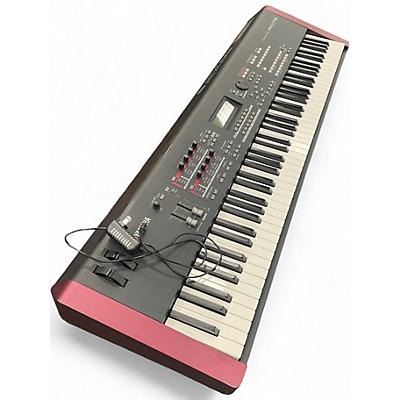 Used Yamaha MOXF8 88 Key Keyboard Workstation