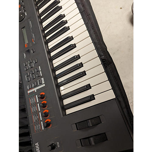 Yamaha Used Yamaha MX49 49 Key Keyboard Workstation