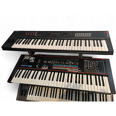 Used Yamaha MX61 61 Key Keyboard Workstation