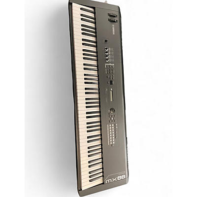 Used Yamaha MX88 Synthesizer