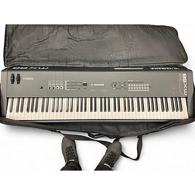 Used Yamaha MX88 Synthesizer