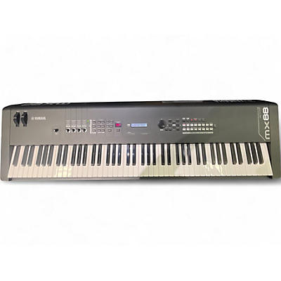 Used Yamaha MX88BK Synthesizer