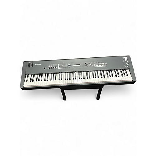 Used Yamaha MX88BK Synthesizer