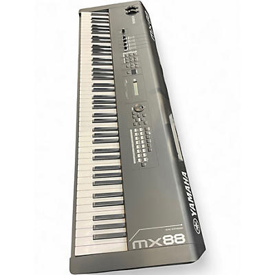 Used Yamaha MX88BK Synthesizer