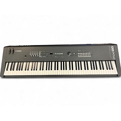 Used Yamaha MX88BK Synthesizer