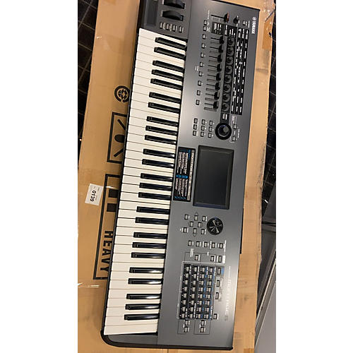 Yamaha Used Yamaha Montage 61 Key Synthesizer