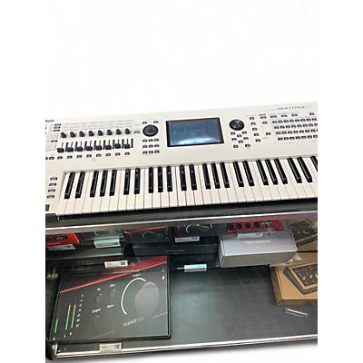 Used Yamaha Montage 61 Key White Keyboard Workstation
