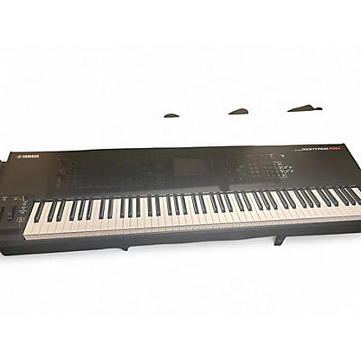 Used Yamaha Montage M8x Keyboard Workstation