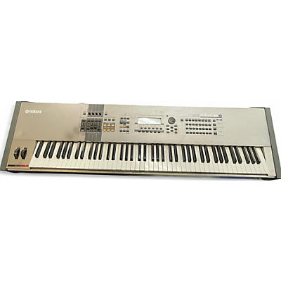 Used Yamaha Motif 8 88 Key Keyboard Workstation