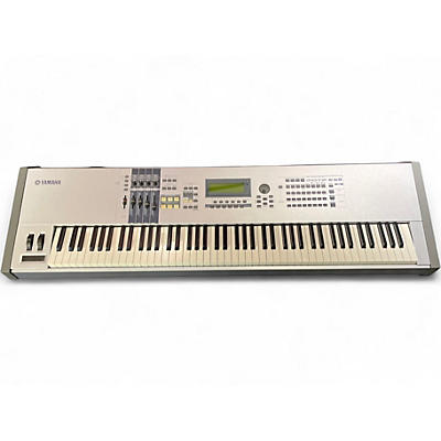 Used Yamaha Motif ES8 88 Key Keyboard Workstation