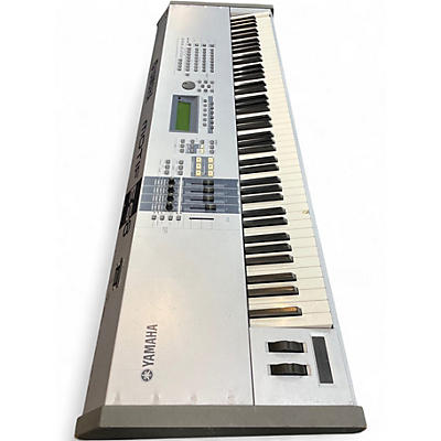 Used Yamaha Motif ES8 88 Key Keyboard Workstation