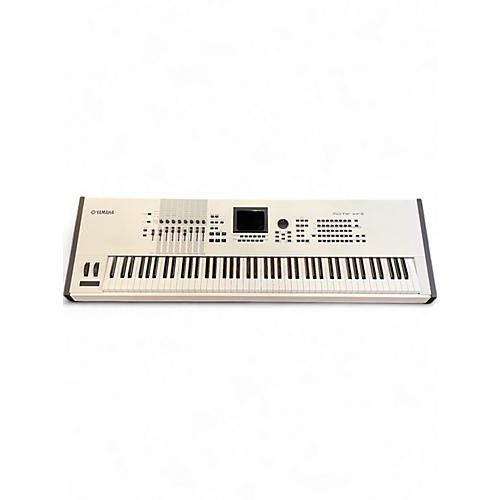 Used Yamaha Motif XF8 88 Key Keyboard Workstation