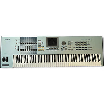 Used Yamaha Motif XS7 77 Key Keyboard Workstation