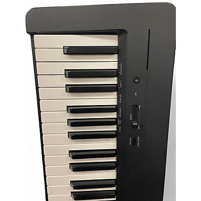 Used Yamaha P143 Digital Piano