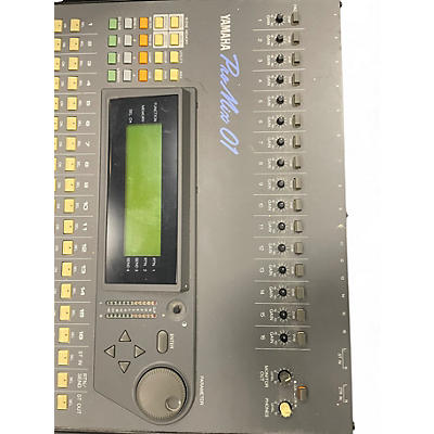 Used Yamaha PROMIX 01 Powered Mixer