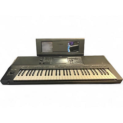 Used Yamaha PSR SX700 Portable Keyboard